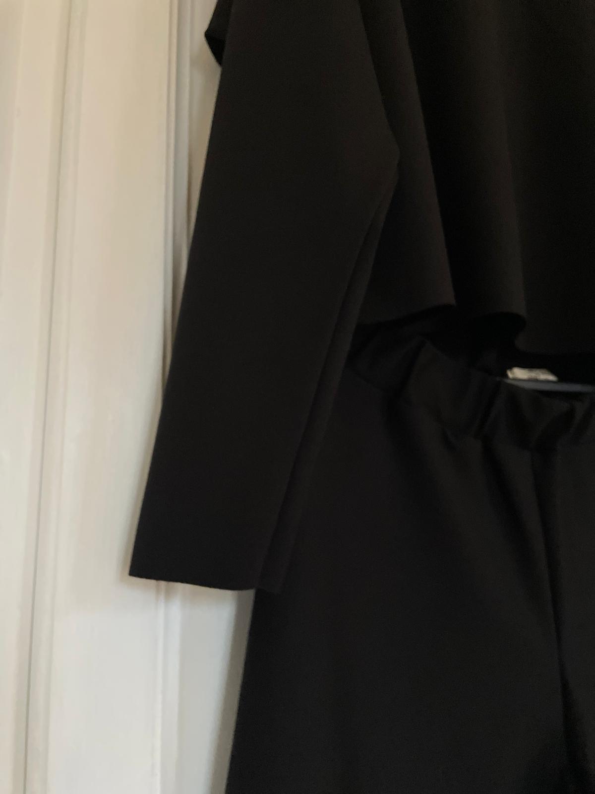 Art. #6 - Completo Donna Nero