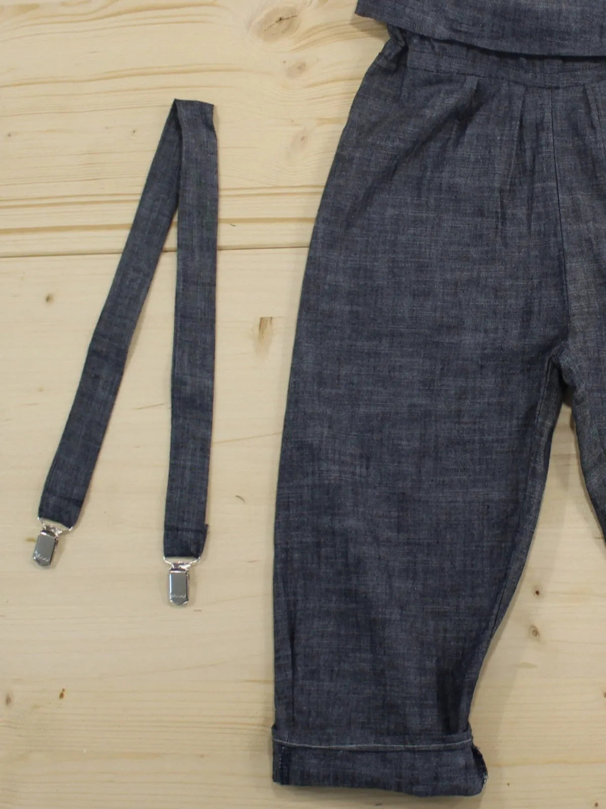 Il pantalone Fresco 0-14